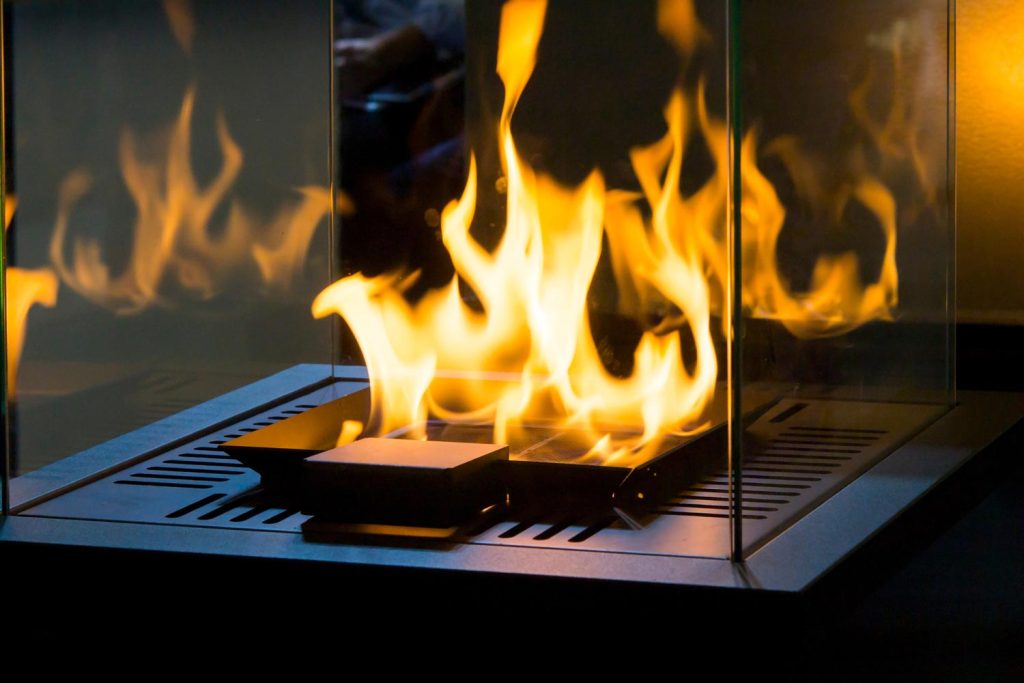 Gas fireplace