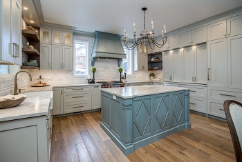 Cabinet Painting & Refinishing